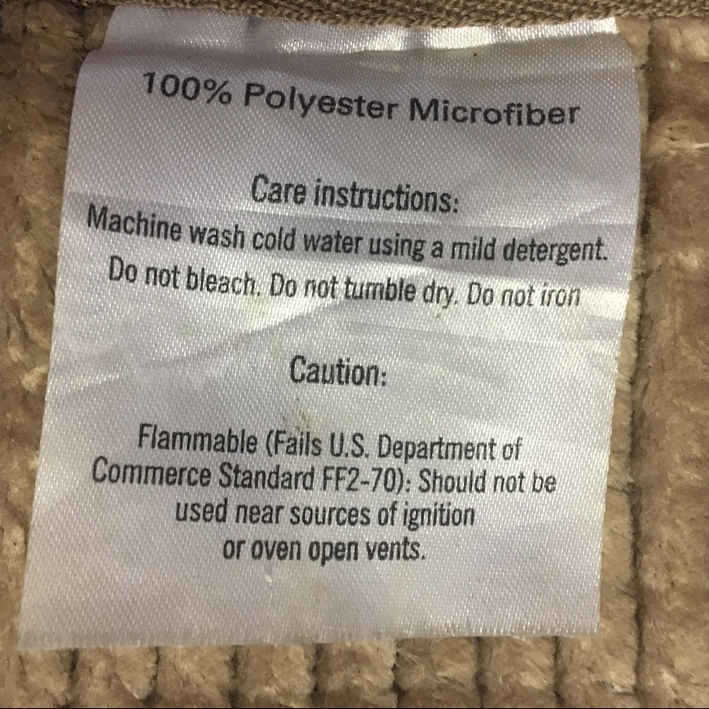 Fluffy Microfiber Beige Bath Rug 31” X 20” - Picture 6 of 6
